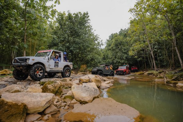 Jeep Goa Pindul